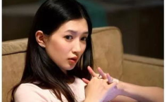 娱乐吃瓜酱女生抽烟,揭秘娱乐圈“吃瓜酱女生”的抽烟之谜