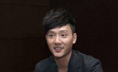 娱乐八卦吃瓜冯绍峰视频播放,吃瓜群众又添新素材