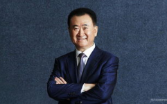 娱乐吃瓜酱王健林,从商业巨头到娱乐吃瓜酱王，揭秘他的跨界传奇