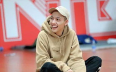 娱乐吃瓜的博主,吃瓜博主带你探秘明星幕后故事